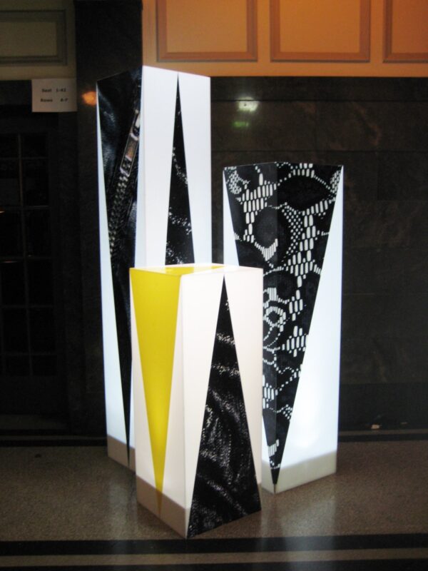 Lightbox product display stands for exhibitions and retail environments